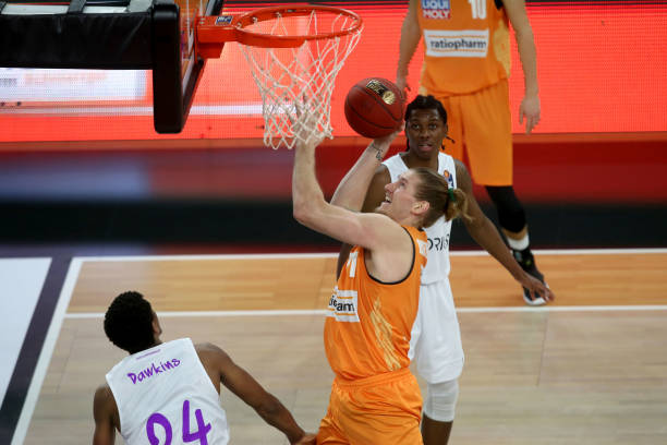 恩德里克却 恩德里克却