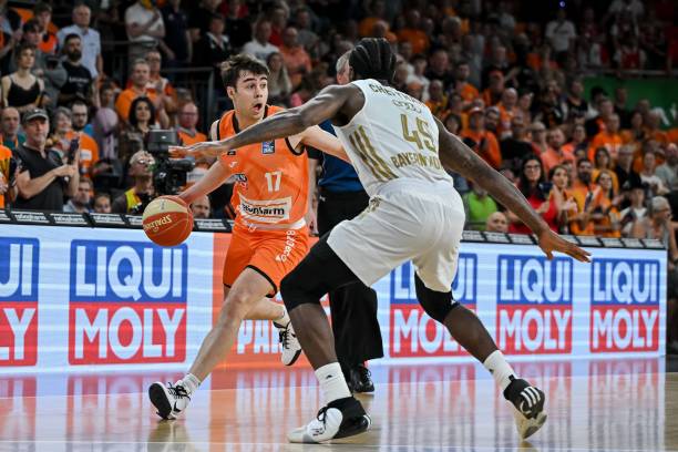 更是每位球 更是每位球