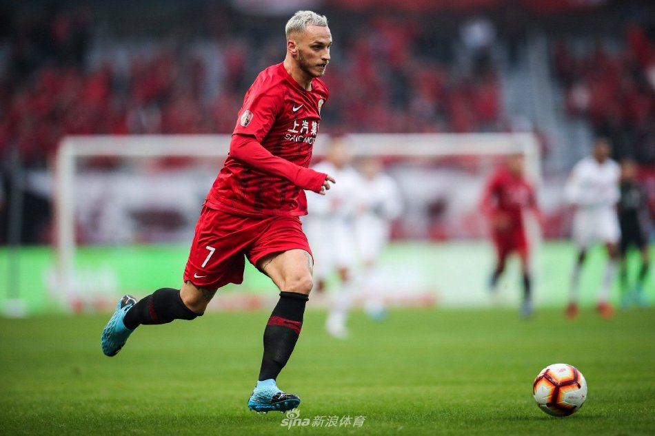 费尔南德斯 费尔南德斯